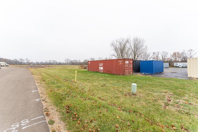 Winnebago 2.05 (Flee Market)_52