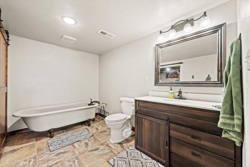 12.6-18947 Dillinger Road-2