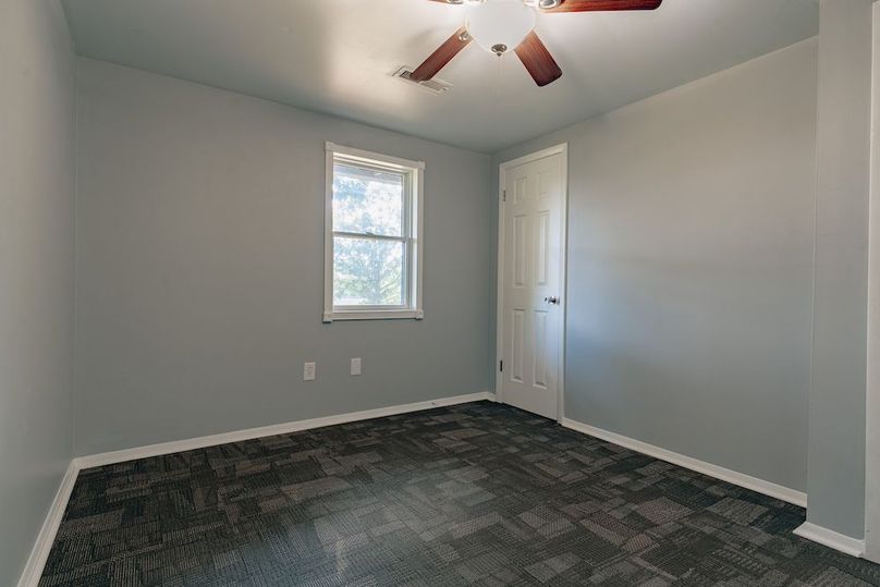 Miller-Hawkins pic 40