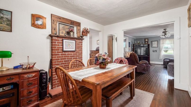 55-z 2076 Mt Vernon102