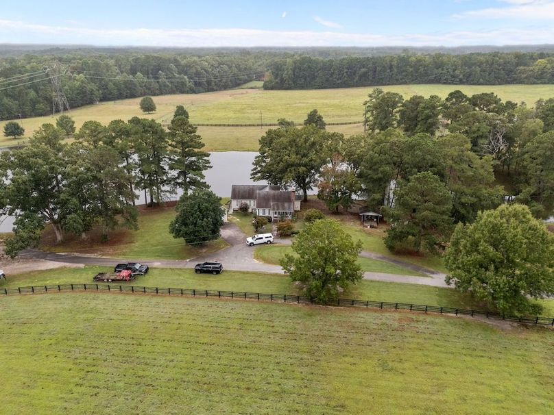 z10-web-or-mls-dji_fly_20250723_054042_0092_1757546210475_photo