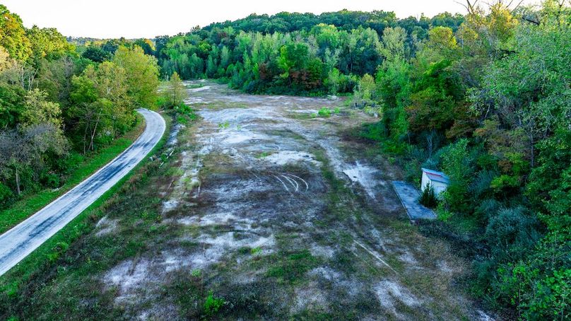 DJI_20251006051353_0016_D