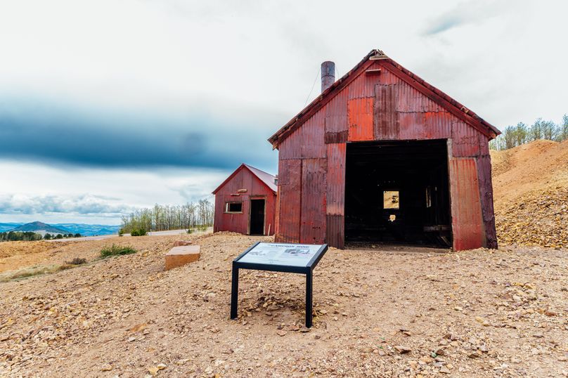 Teller 11.75 - 00017 Cameron Mine