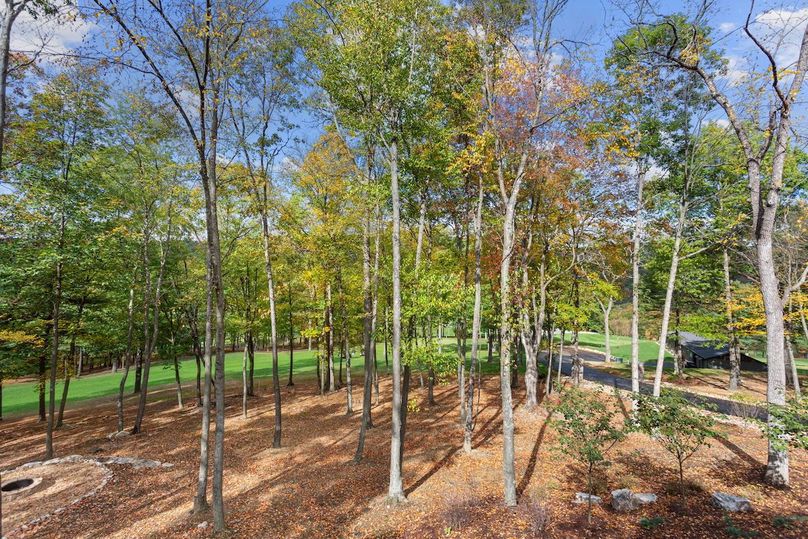 28-web-or-mls-6400 Golf Club Drive-66