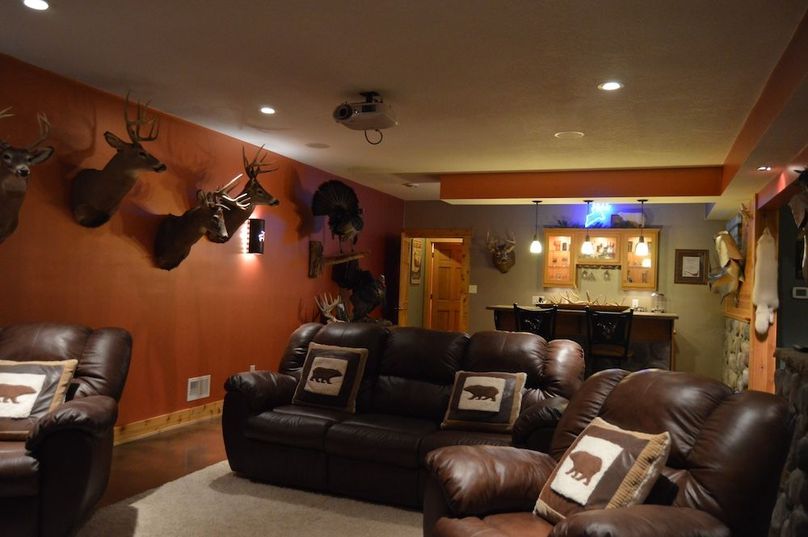 Basement lounge2