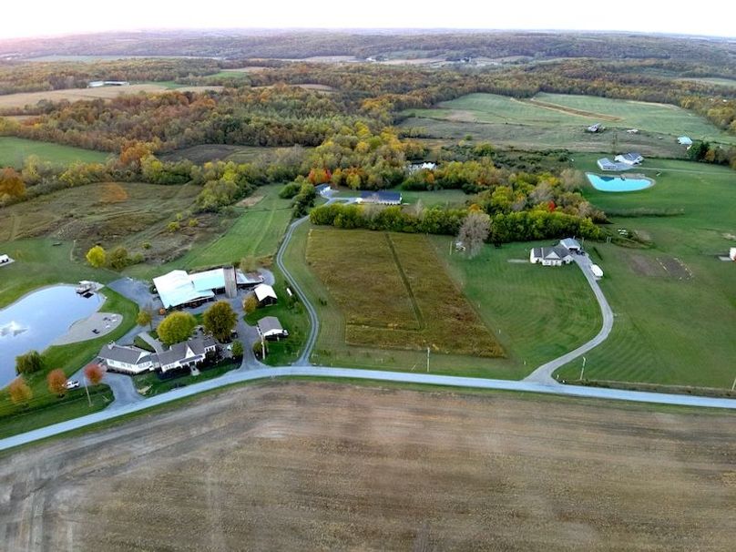 DJI_20251020184906_0011_W