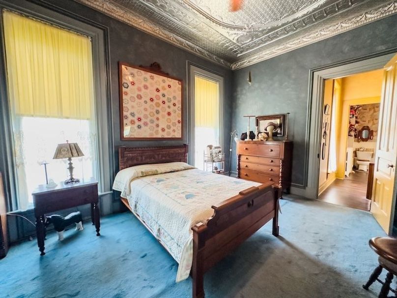 StenceRealty_25_515-N-8th-Street-Marshall-IL_49