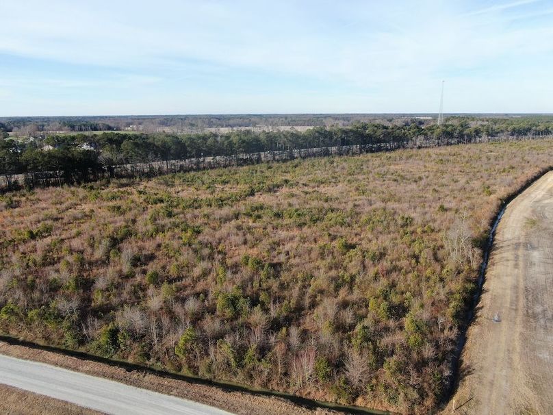 D9B6DEF1-59CA-4C43-8AA6-C0DE13B4C648