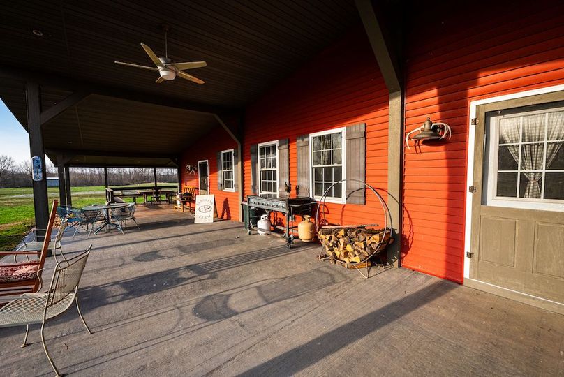 St Clair IL 263.95 Featured_Pro Photo-05