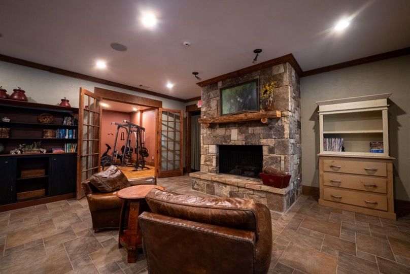 52 Featured_ProPhoto-11