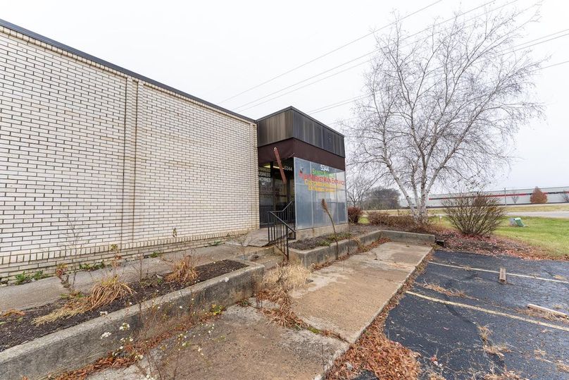 Winnebago 2.05 (Flee Market)_58