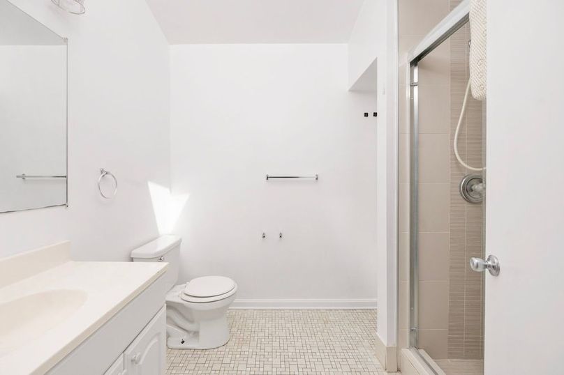 50-54-web-or-mls-279 Poplar Rd interior-37