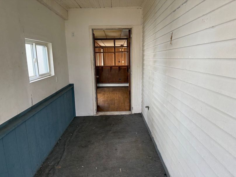9 porch 2
