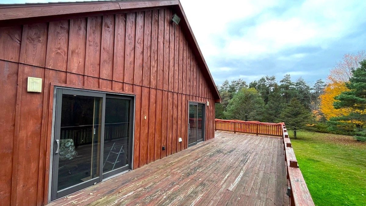 Country Living And Beautiful MIR Home In Birdsall, NY With Acreage