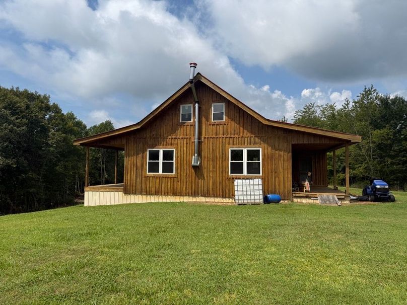 026 the east side of the cabin