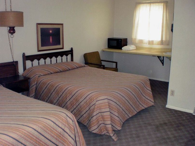 Motel Room 7-4