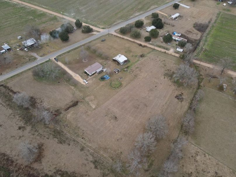 dji_fly_20251227_153432_762_1766871456155_photo