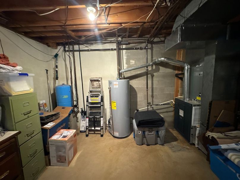 Calhoun, WV 132.84 AC Szegi 2-071