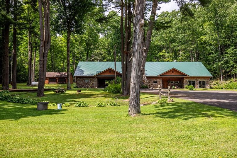 DeerHeadInn-42