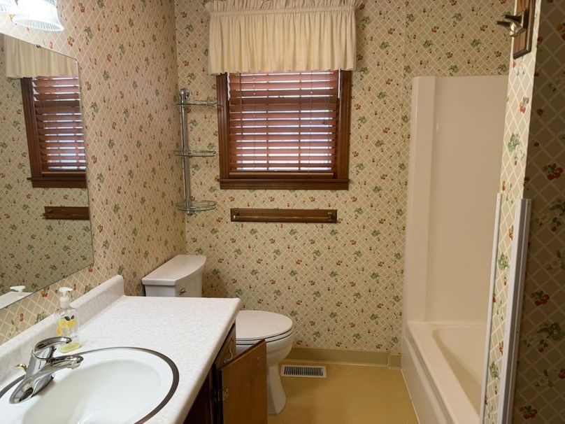 4962D6BE-B9B0-4124-BF6C-F798246BB545_1_105_c