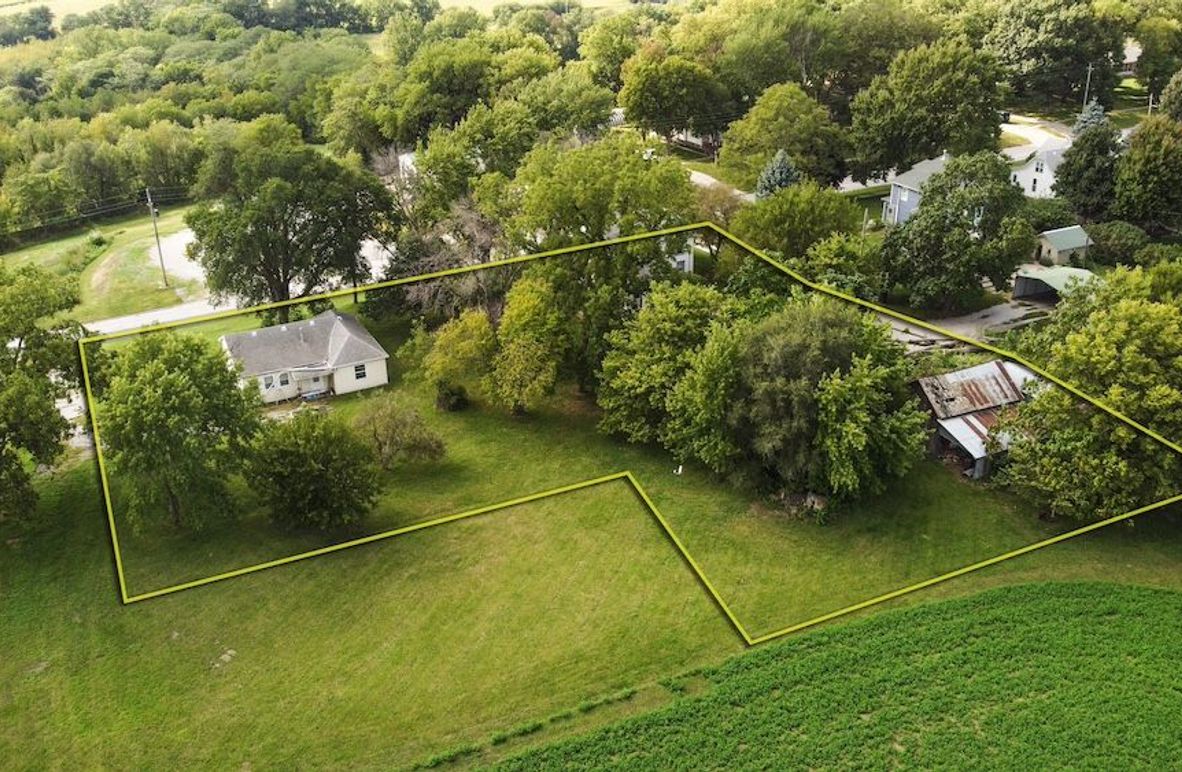 FREMONT CO IA .98+_-_2 OUTLINE