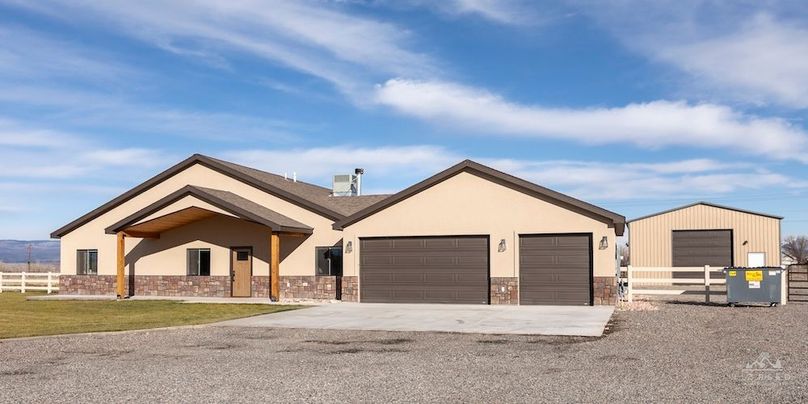 1809 Snaffle Bit Road-31