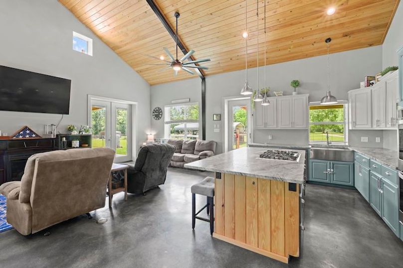 5-web-or-mls-60277-leander-ln