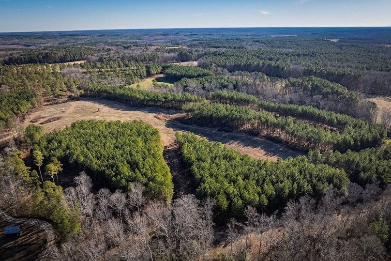 78-47-web-or-mls-1051-S-Hill-Rd-47