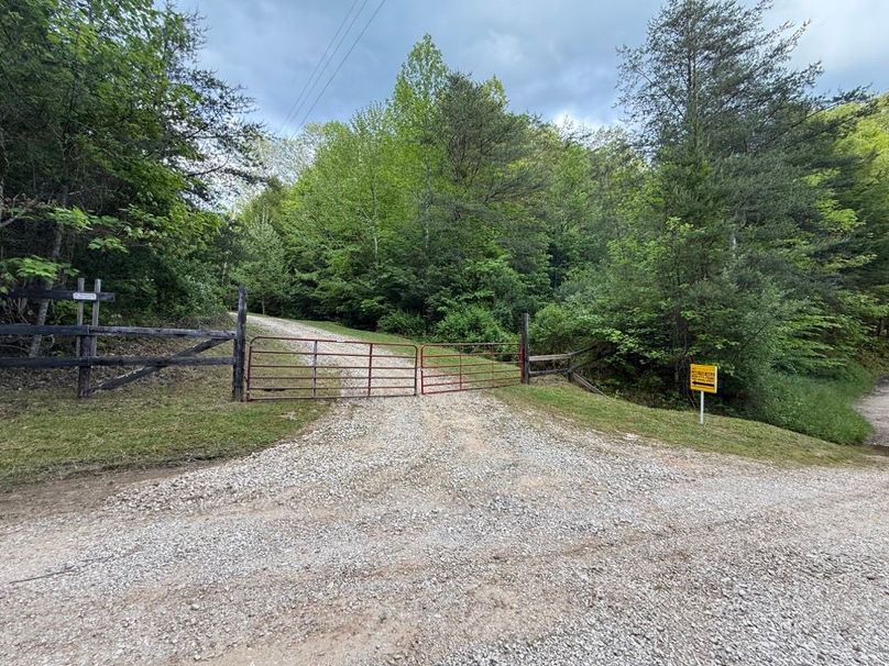 021 the southwest main entrance into the property