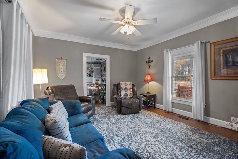 Copy of 35-web-or-mls-DSC03578