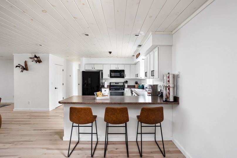 13-web-or-mls-6701 School House Ln-6