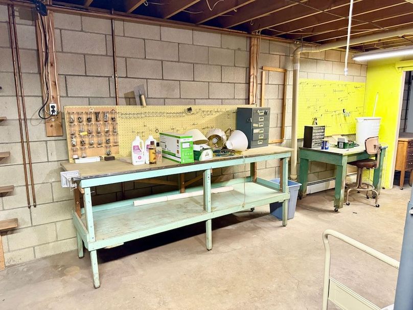 159 Basement Workshop