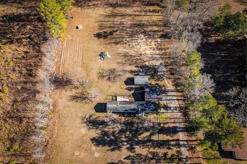 4-31-web-or-mls-870-S-Hill-Rd-31