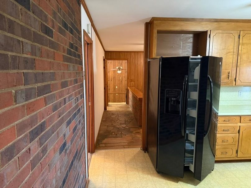 E775CAED-B3C3-46FB-ABA0-89C4451B416E_1_105_c