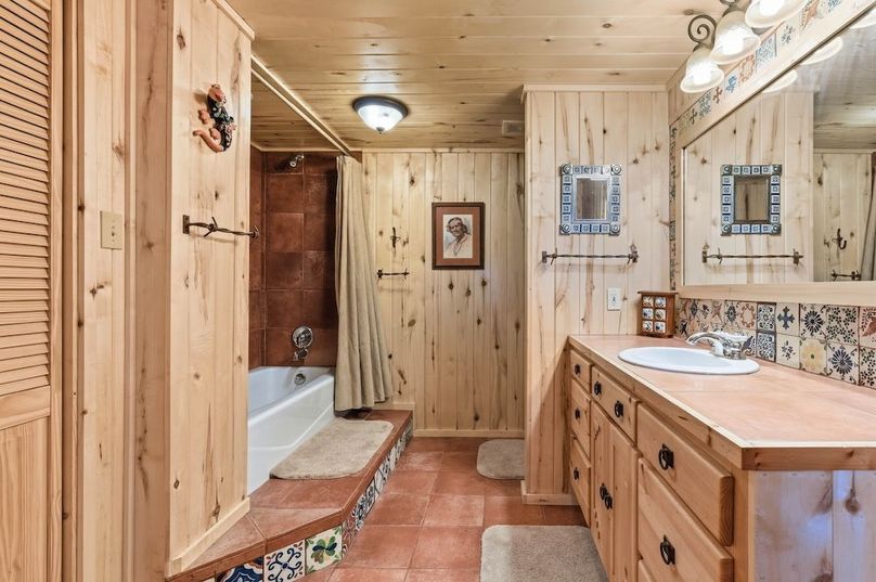 017 - Basement Bathroom