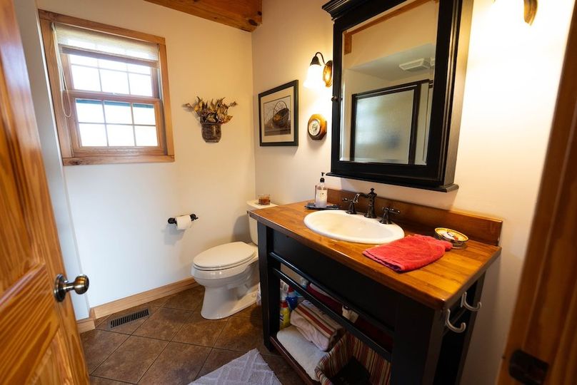 Cedar IA 152 Featured K