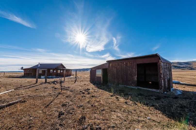 Park Co 162.85 Ladeira - 018 - Loafing Sheds