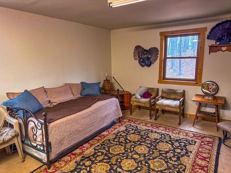 Calhoun, WV 132.84 AC Szegi 2-101