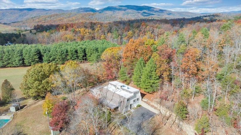 096-DJI_20251031115027_0016_D_MIB