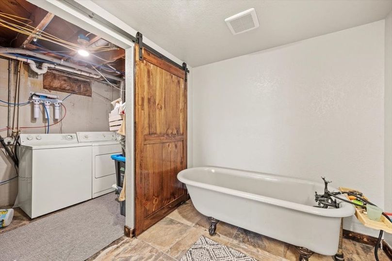 12.5-18947 Dillinger Road-3