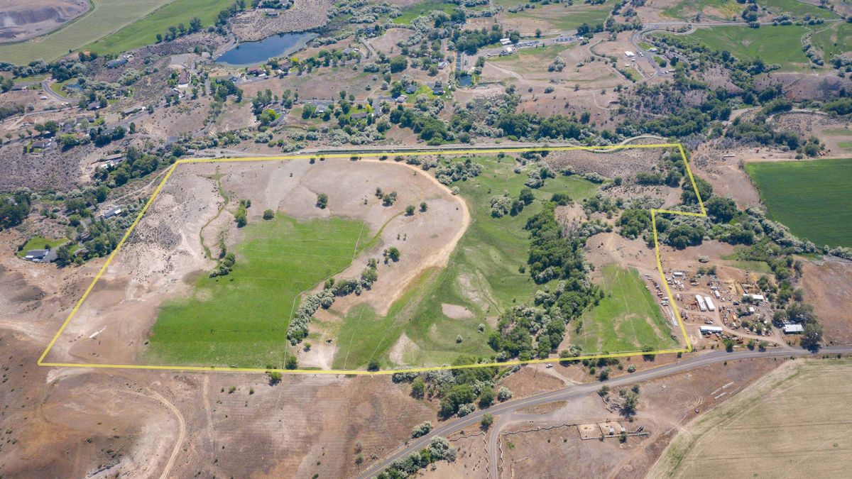 Irrigated Parcel With Views And Multiple Build Sites Near Buhl