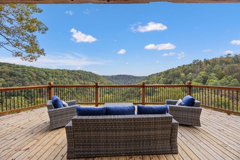 005 the grand view over the valley front and center