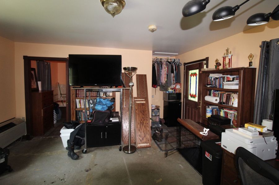 041 another angle of the 1st of 4 guest suites adjoining the main home
