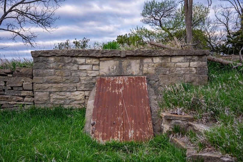 WabaunseeKansas887.39-234