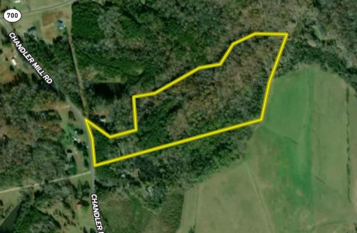 Rockingham 16.67 Close