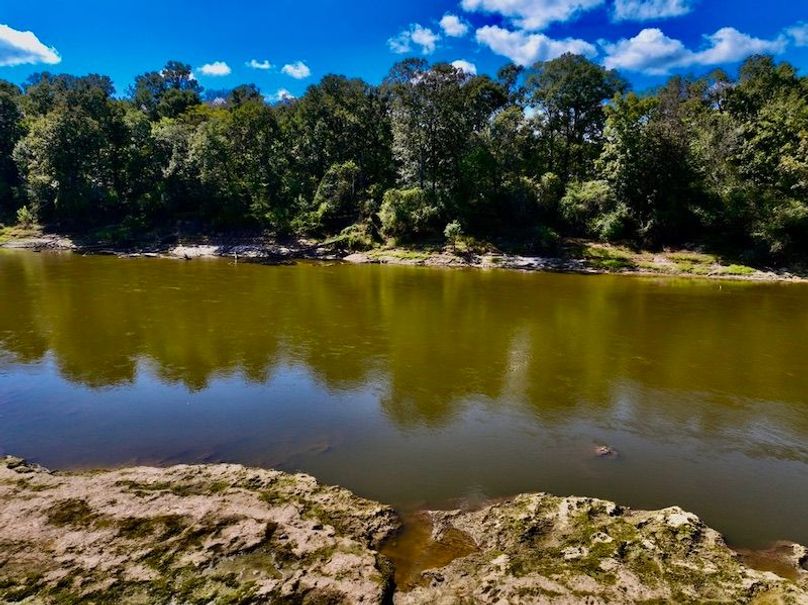 2C15A78C-2A20-4B01-B828-515715B6CD03_1_105_c