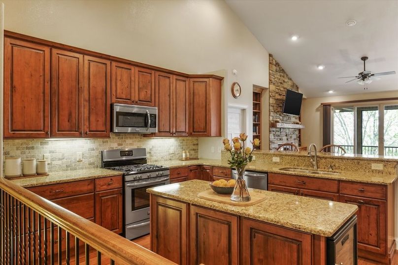 16-2278 Lower Rinehart Rd 019