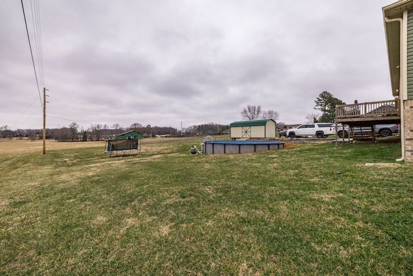 420 Jack Porter Rd-13