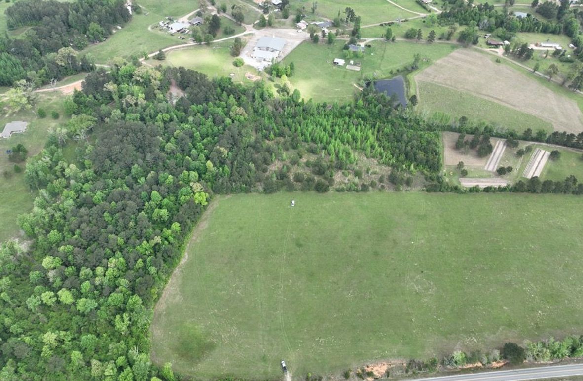 dji_fly_20260415_114026_405_1776345032693_photo