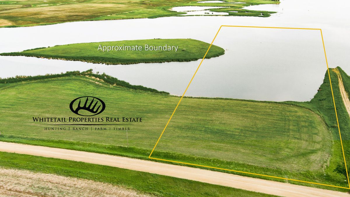 Lynn Lake Waterfront Acreage Pintail Whitetail Properties